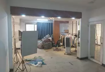 Apartments For sale - 2 rooms - floor 4