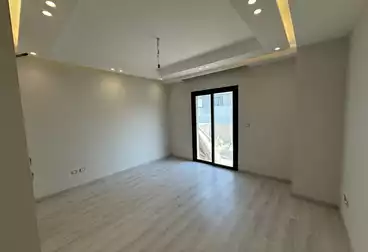 undefined undefined - 2 rooms - floor 3