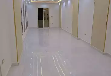 Apartments For sale - 2 rooms - floor 3