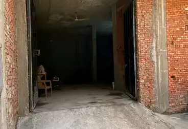 Building For sale - 3 rooms