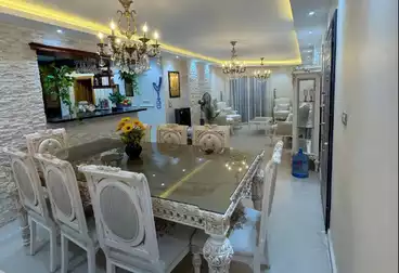 Apartments For sale - 3 rooms - floor 1