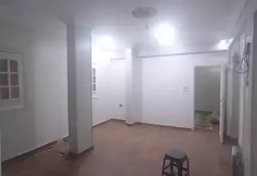 Apartments For rent - 3 rooms - floor 4