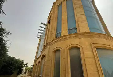 مباني للبيع