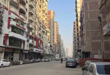 محلات للبيع - بالدور 0