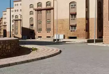 شقق للبيع - 3 غرف - بالدور 0