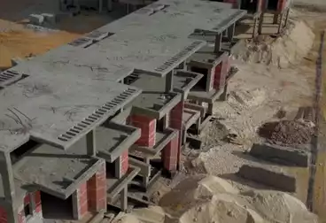 شقق للبيع - 3 غرف - بالدور 1