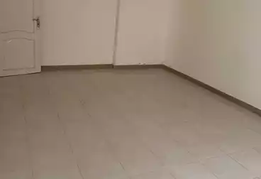 Apartments For sale - 3 rooms - floor 1