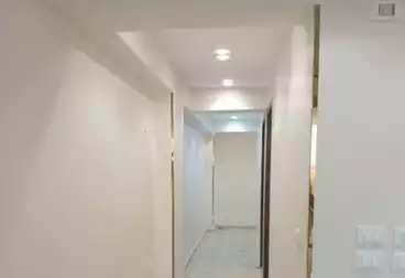 Apartments For sale - 3 rooms - floor 0