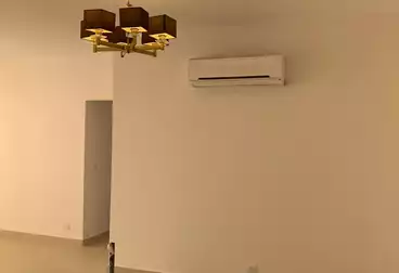 Apartments For rent - 3 rooms - floor 4