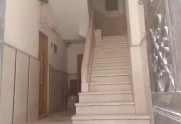 House / Home For sale - 3 rooms
