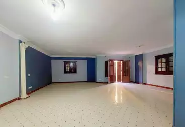 Apartments For sale - 3 rooms - floor 1