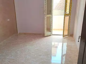 شقق للبيع - 3 غرف - بالدور 5