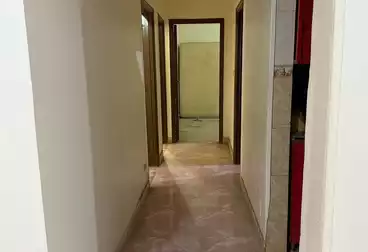 شقق للبيع - 3 غرف - بالدور 1