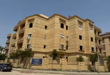 Apartment with Garden For sale - 3 rooms - floor 0