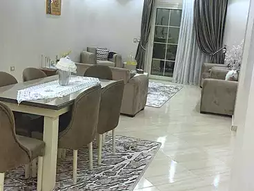 شقق للبيع - 3 غرف - بالدور 10
