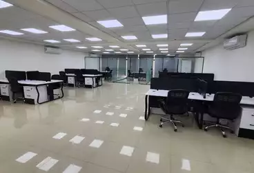 إداري للإيجار - 6 غرف - بالدور 2