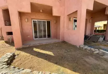 ستوديو للبيع - 1 غرف - بالدور 0