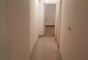 شقق للبيع - 3 غرف - بالدور 4