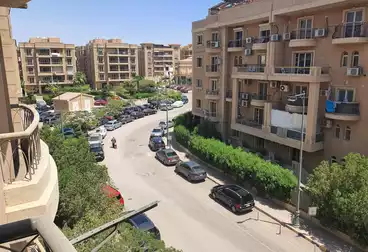 Apartments For rent - 3 rooms - floor 3