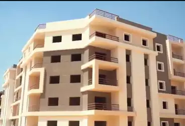 Apartment with Garden For sale - 3 rooms - floor 1