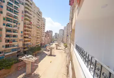 شقق للإيجار - 3 غرف - بالدور 6