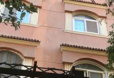 Apartments For sale - 3 rooms - floor 4