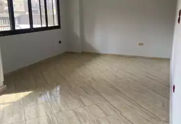شقق للإيجار - 3 غرف - بالدور 4