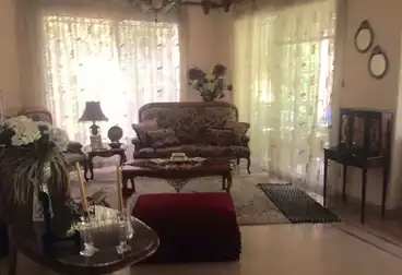 فيلا منفصلة للبيع - 5 غرف