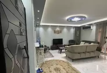 Furnished Apartment For sale - 3 rooms - floor 5