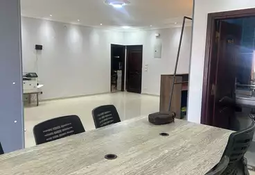 شقق للإيجار - 3 غرف - بالدور 4