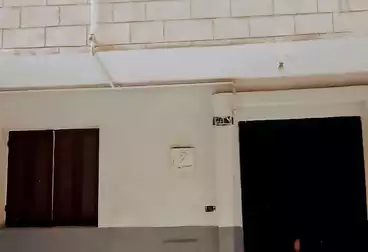Building For sale - 6 rooms