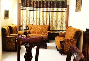 شقق للبيع - 3 غرف - بالدور 0
