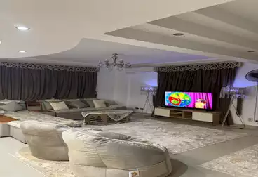 Apartments For sale - 3 rooms - floor 1