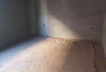 Apartments For sale - 3 rooms - floor 1
