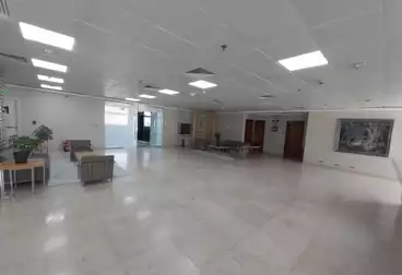 Administrative For rent - 3 rooms - floor 2