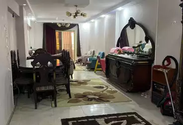 شقق للبيع - 3 غرف - بالدور 1