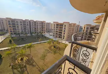 Apartments For sale - 3 rooms - floor 5