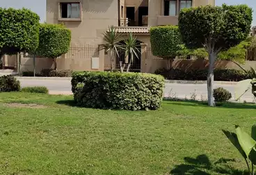 فيلا منفصلة للبيع - 7 غرف