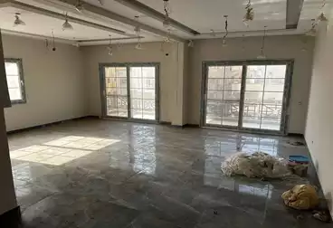 Apartments For sale - 3 rooms - floor 4