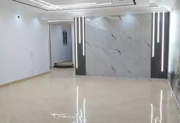 شقق للبيع - 3 غرف - بالدور 1