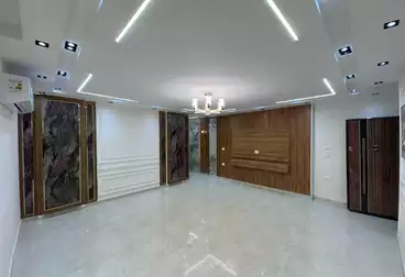 Apartments For sale - 3 rooms - floor 1