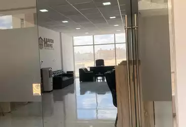 مكاتب للبيع - 1 غرف - بالدور 1