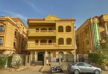 فلل للإيجار - 20 غرف