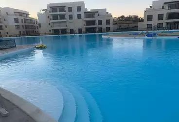 شاليه بحديقة للبيع - 3 غرف - بالدور 1