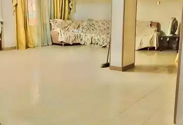 Apartments For sale - 2 rooms - floor 4