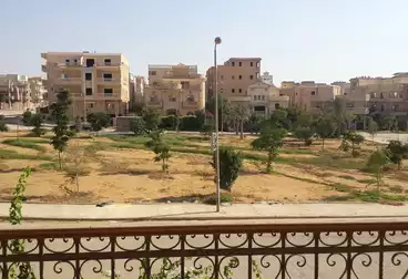 شقق للبيع - 3 غرف - بالدور 1