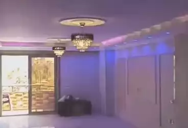 Apartments For sale - 3 rooms - floor 1