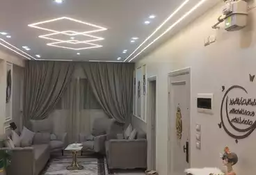 شقق للبيع - 3 غرف - بالدور 5