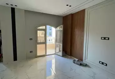 شقق للإيجار - 3 غرف - بالدور 1