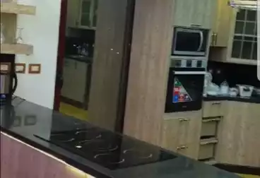 Furnished Apartment For sale - 3 rooms - floor 7